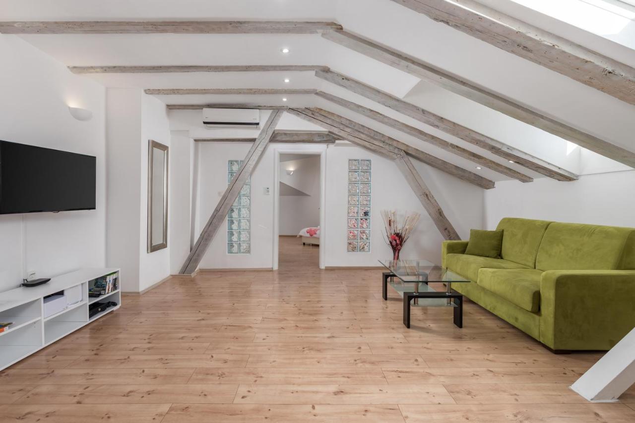 Sweet Nest Under The Dome Apartment Рийека Екстериор снимка