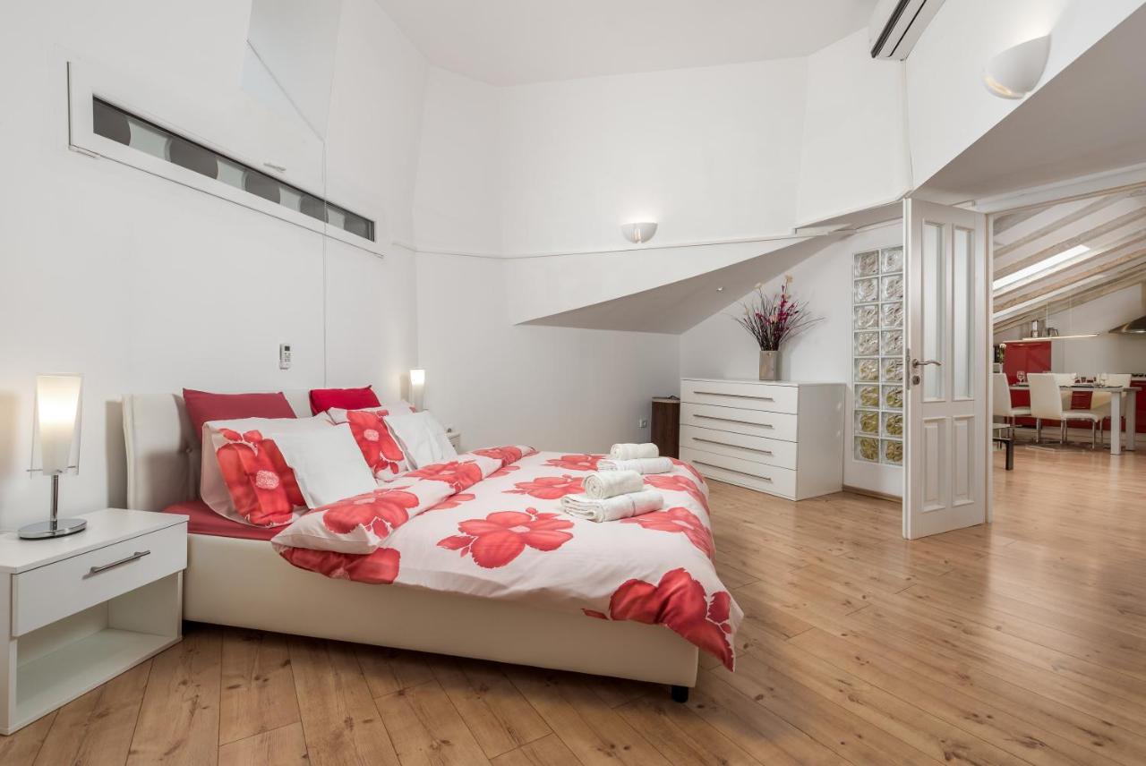Sweet Nest Under The Dome Apartment Рийека Екстериор снимка